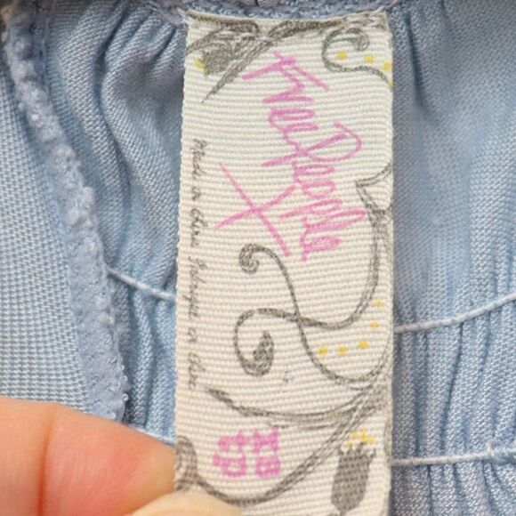 Free People Abigail Lace Oversized Boho Swing Tee Drapey Blouse - Picture 6 of 9